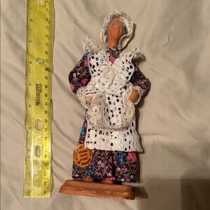 French Clay Sculpture Santos Yolanda 8” Syndicate Des Santonniers Very Good